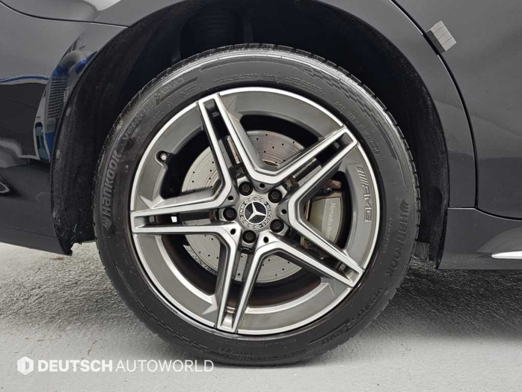 Mercedes-Benz S-Class — photo 05