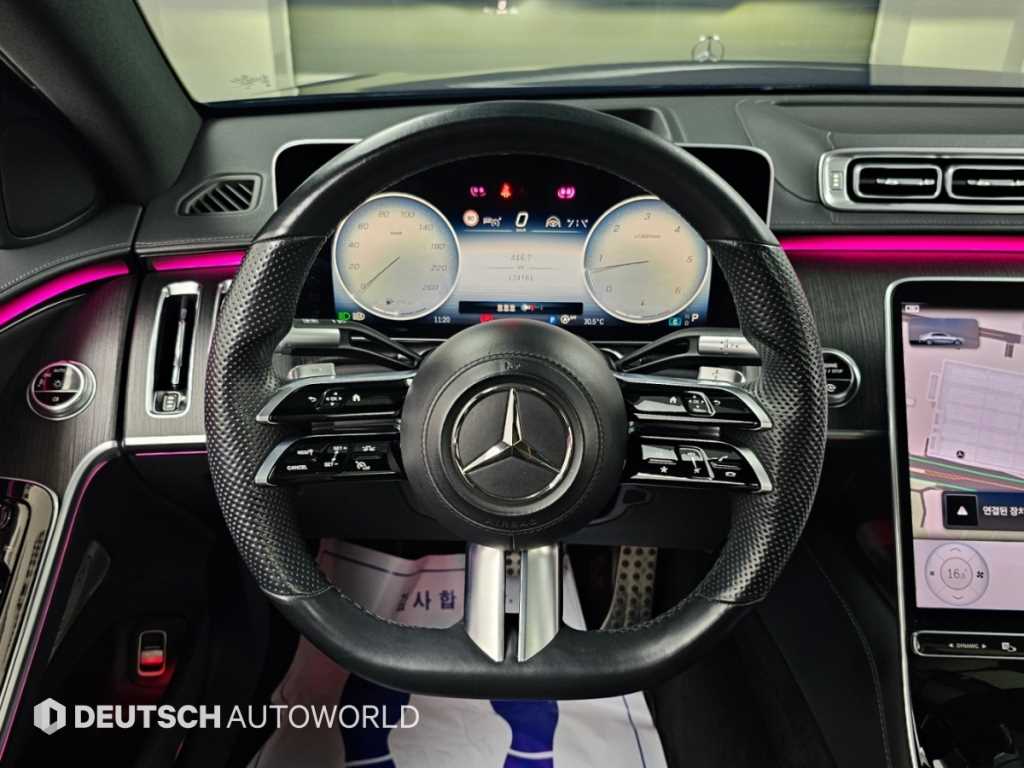 Mercedes-Benz S-Class — photo 13