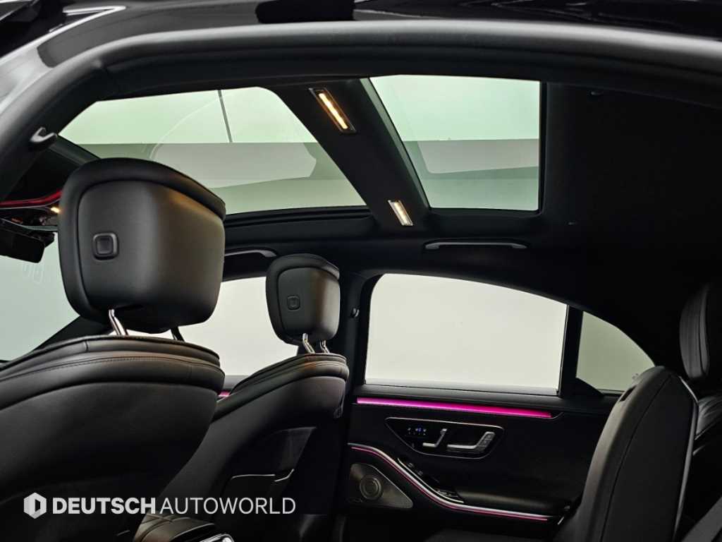 Mercedes-Benz S-Class — photo 18