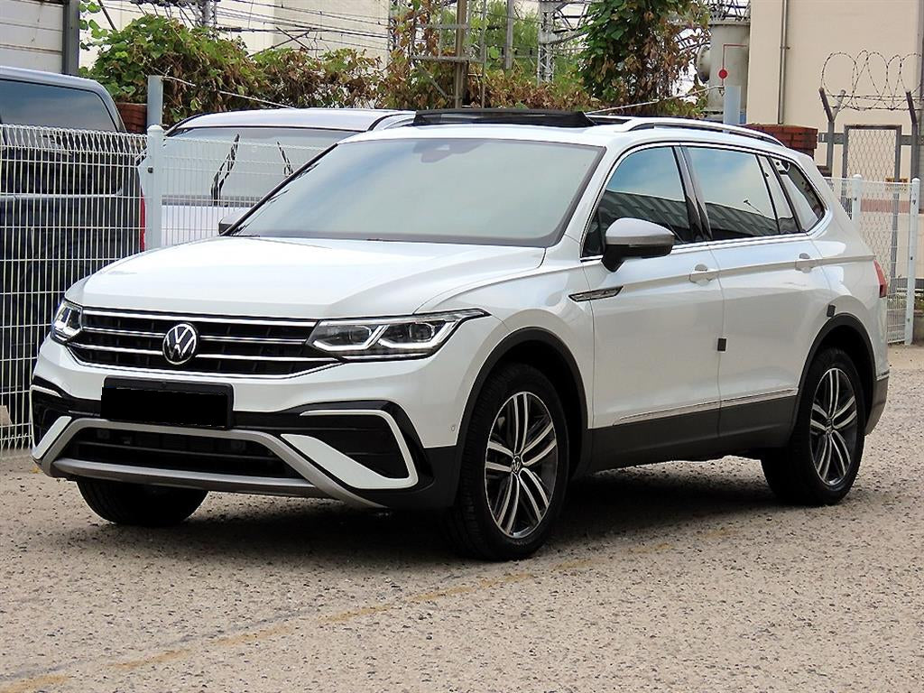 Volkswagen Tiguan — photo 02