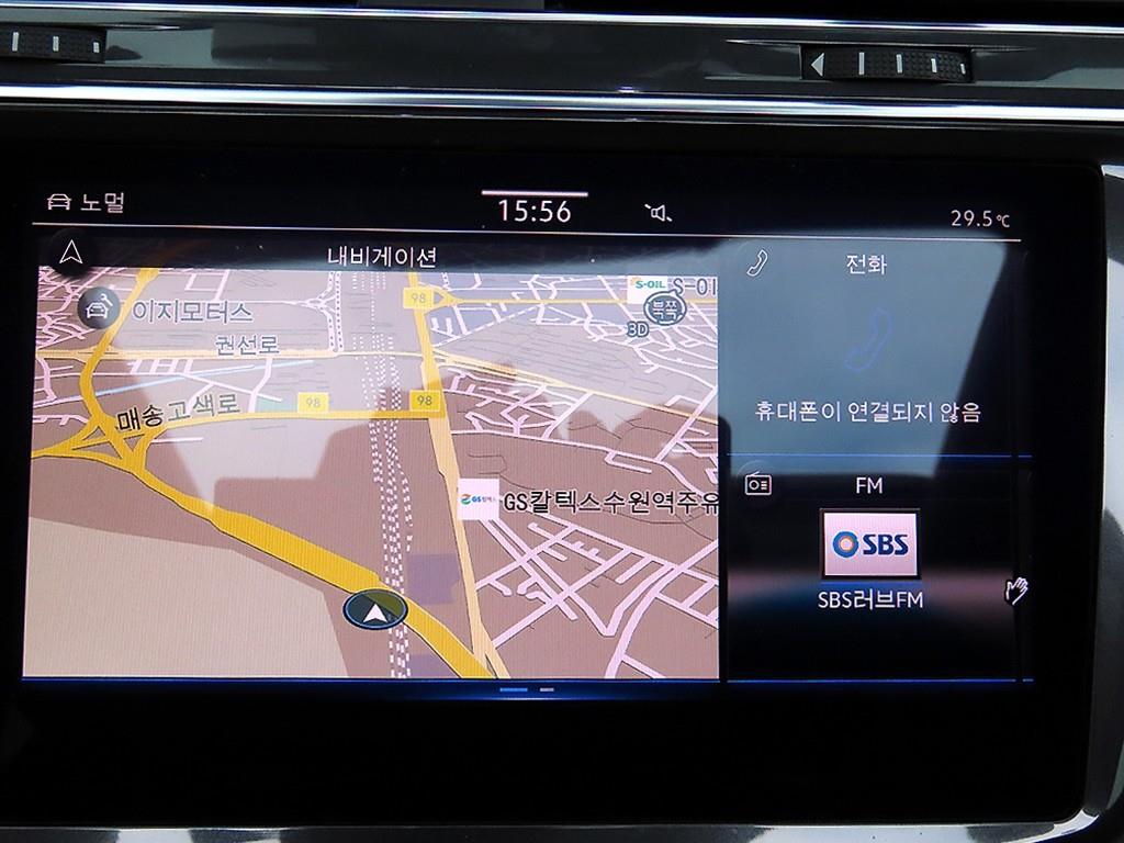 Volkswagen Tiguan — photo 13