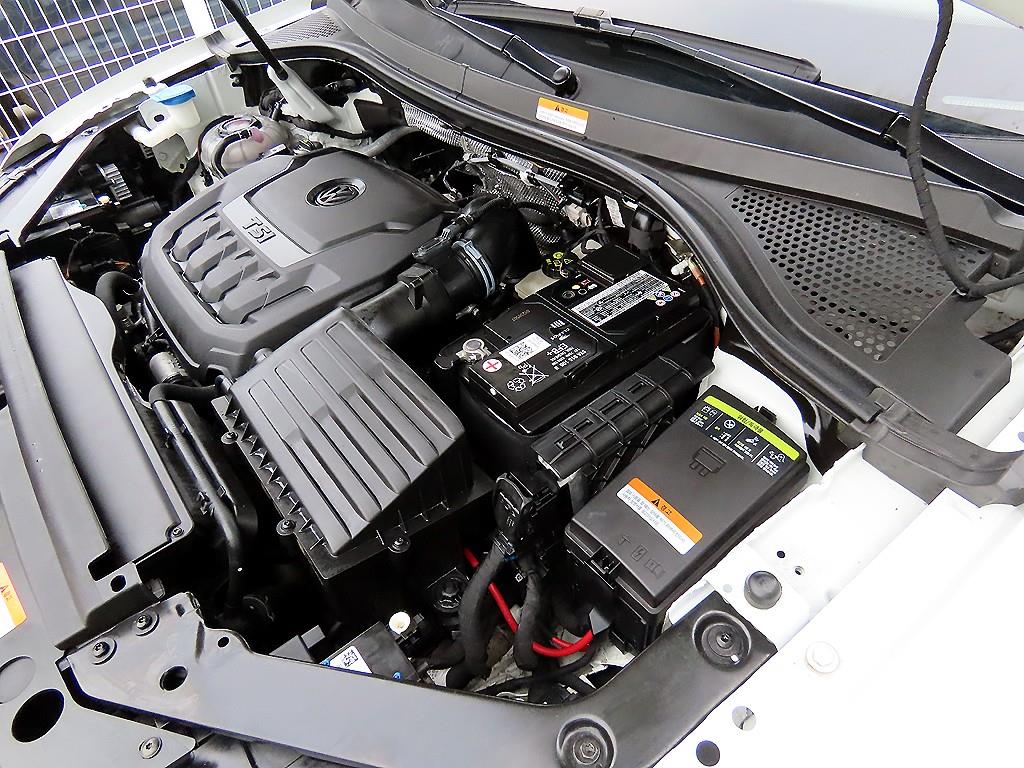 Volkswagen Tiguan — photo 19