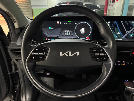 Kia EV6 — photo 10