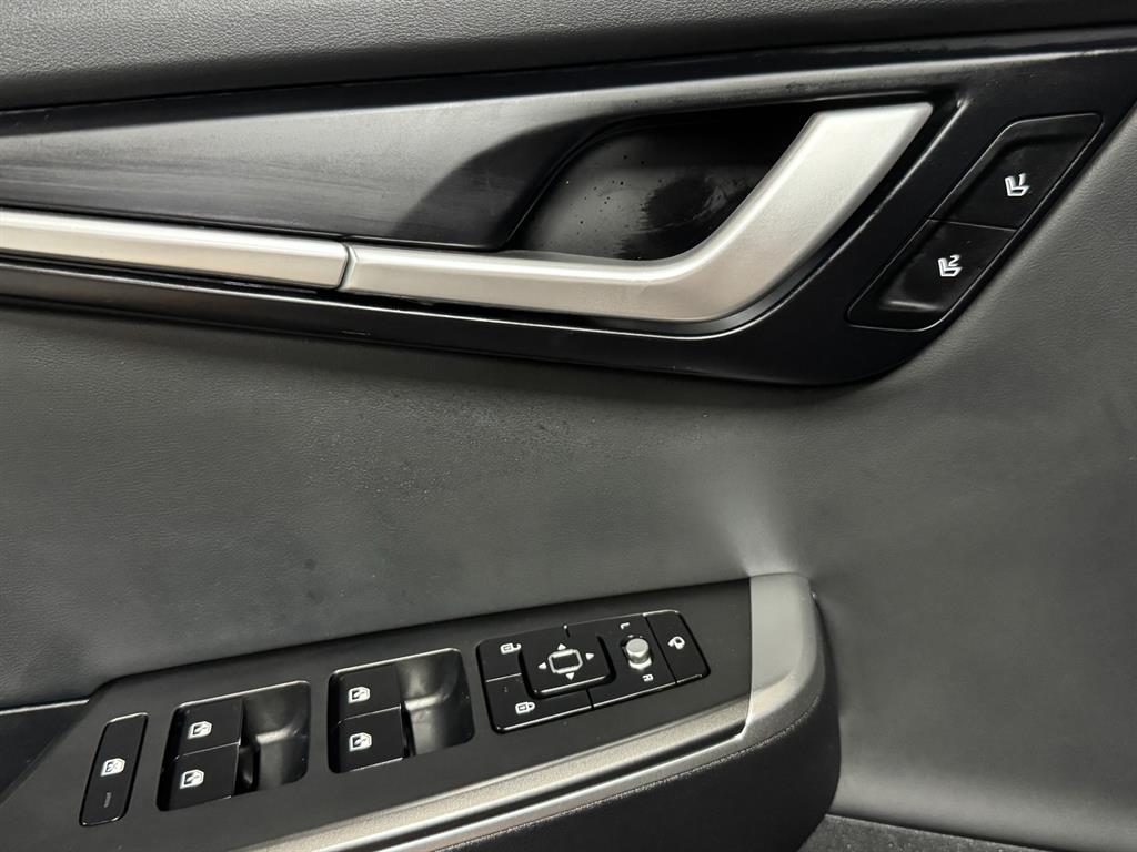 Kia EV6 — photo 16