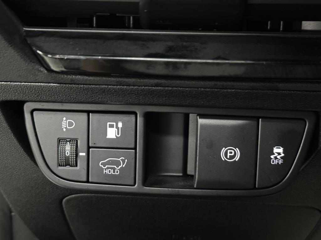 Kia EV6 — photo 17