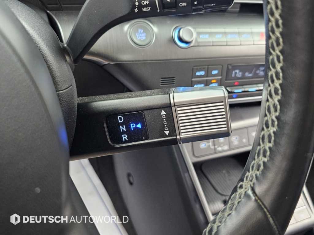 Hyundai Kona — photo 09