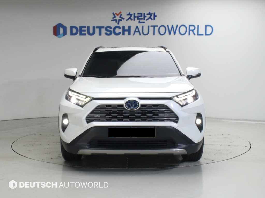 Toyota RAV4 — photo 03