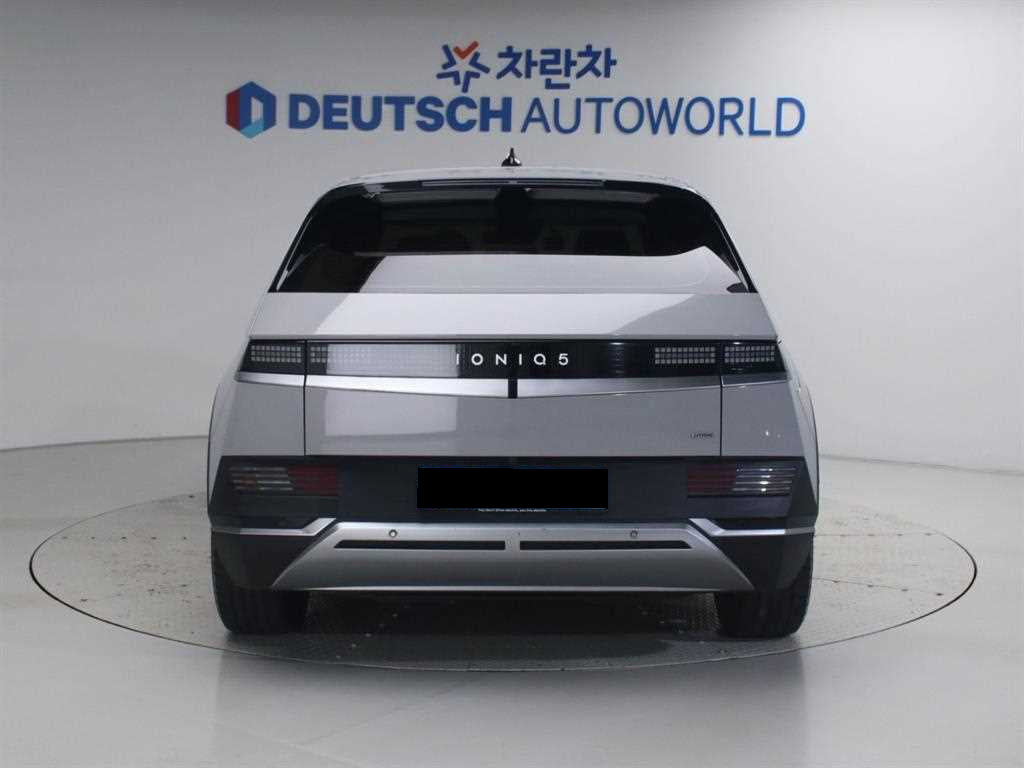 Hyundai Ioniq5 — photo 04