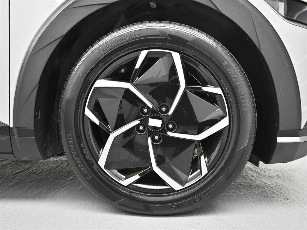 Hyundai Ioniq5 — photo 05