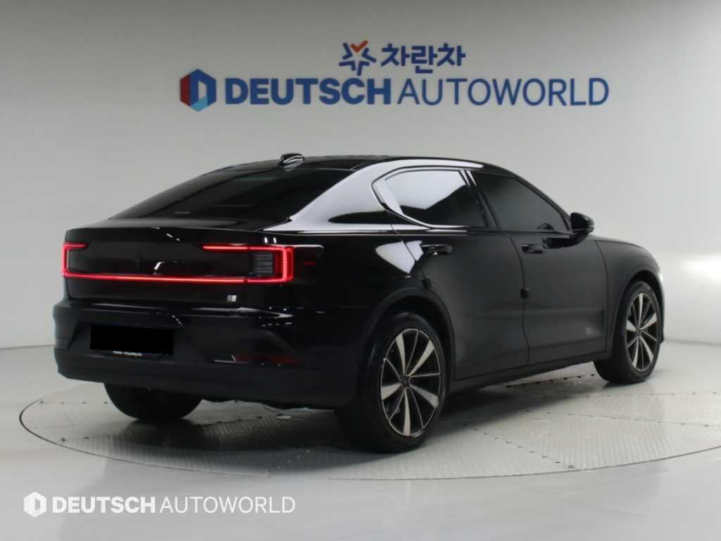 Polestar Polestar 2 — photo 02