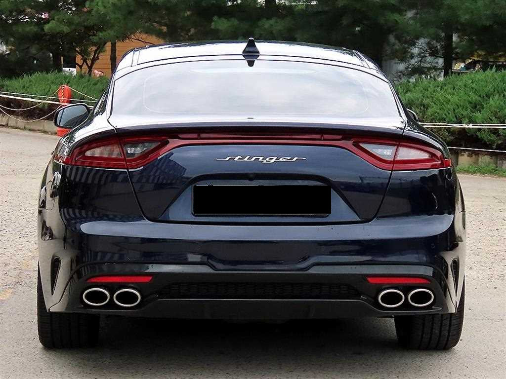 Kia Stinger — photo 04