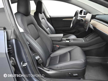Tesla Model 3 — photo 10