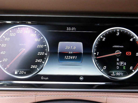 Mercedes-Benz S-Class — photo 09