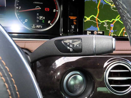 Mercedes-Benz S-Class — photo 11