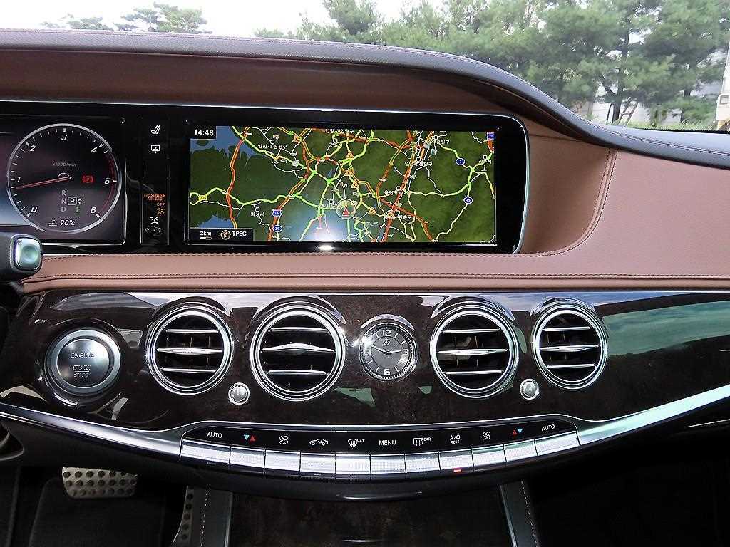 Mercedes-Benz S-Class — photo 15