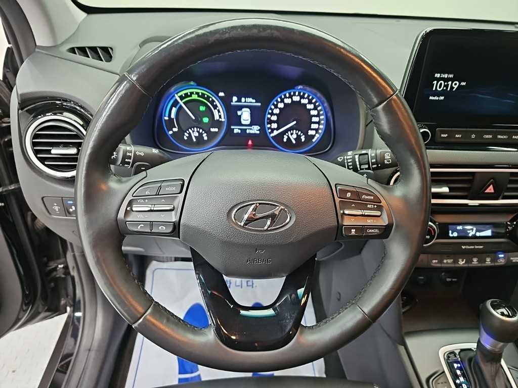 Hyundai Kona — photo 09