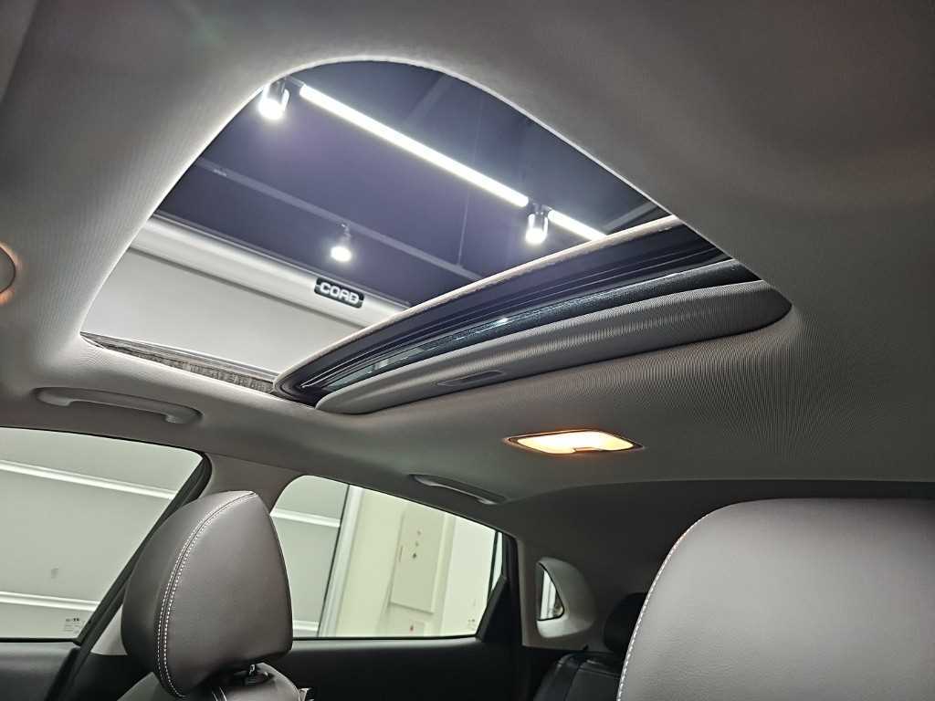 Hyundai Kona — photo 14