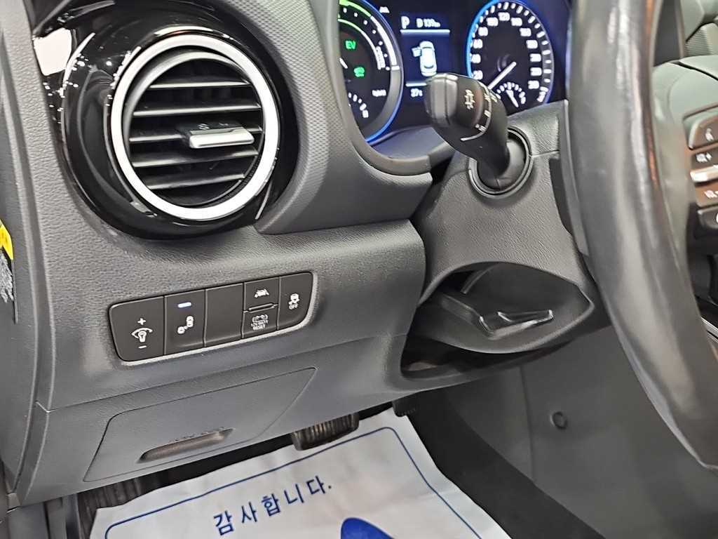 Hyundai Kona — photo 18