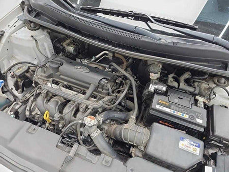 Hyundai Accent — photo 05