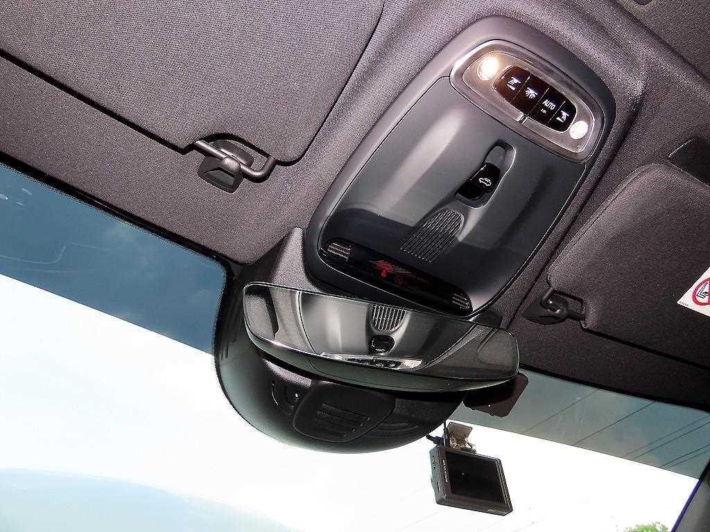 Volvo S90 — photo 15