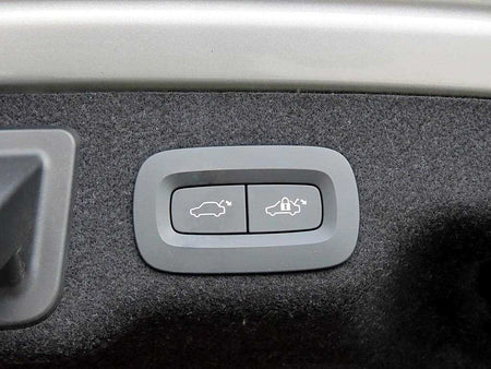 Volvo S90 — photo 17