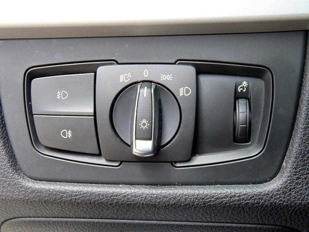 BMW 3-Series — photo 13