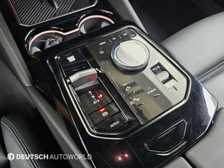 BMW 5-Series — photo 09