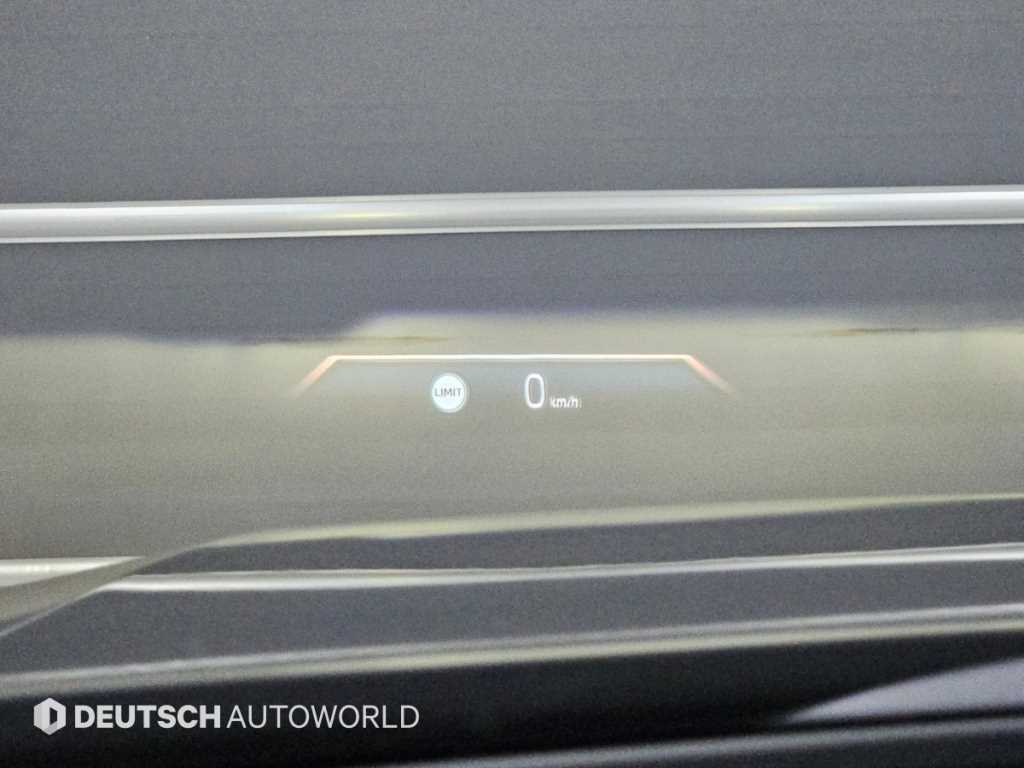 BMW 5-Series — photo 17