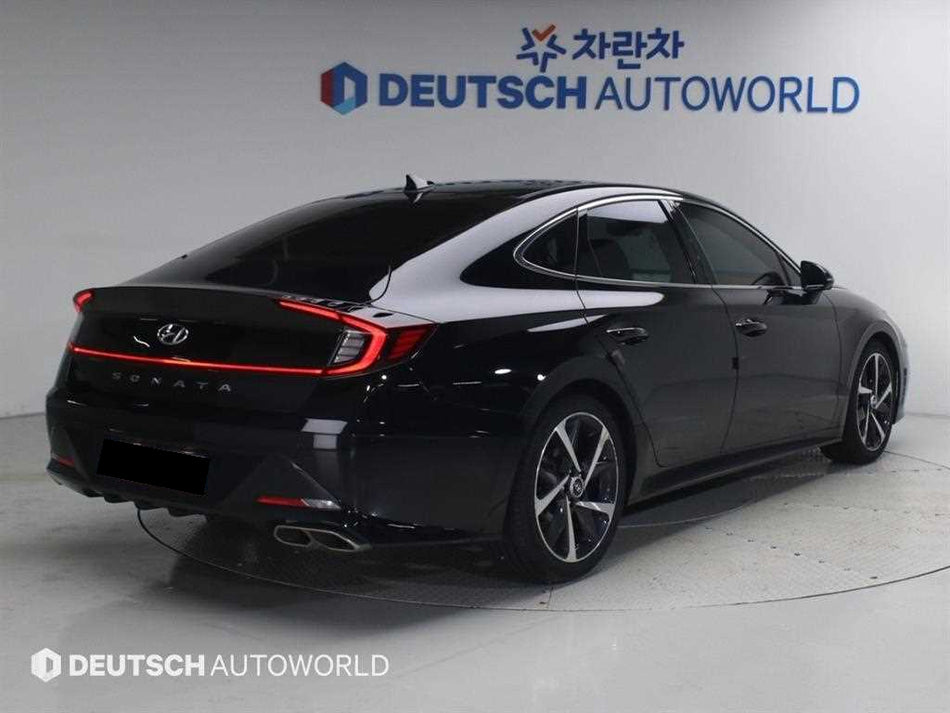 Hyundai Sonata — photo 02