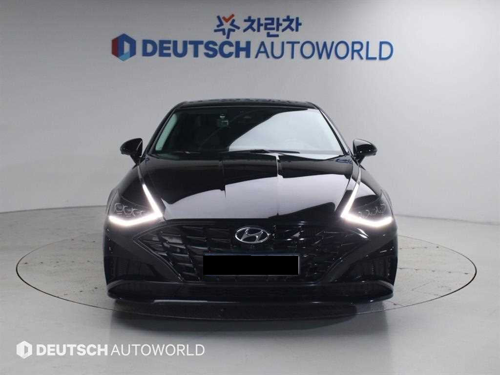 Hyundai Sonata — photo 03