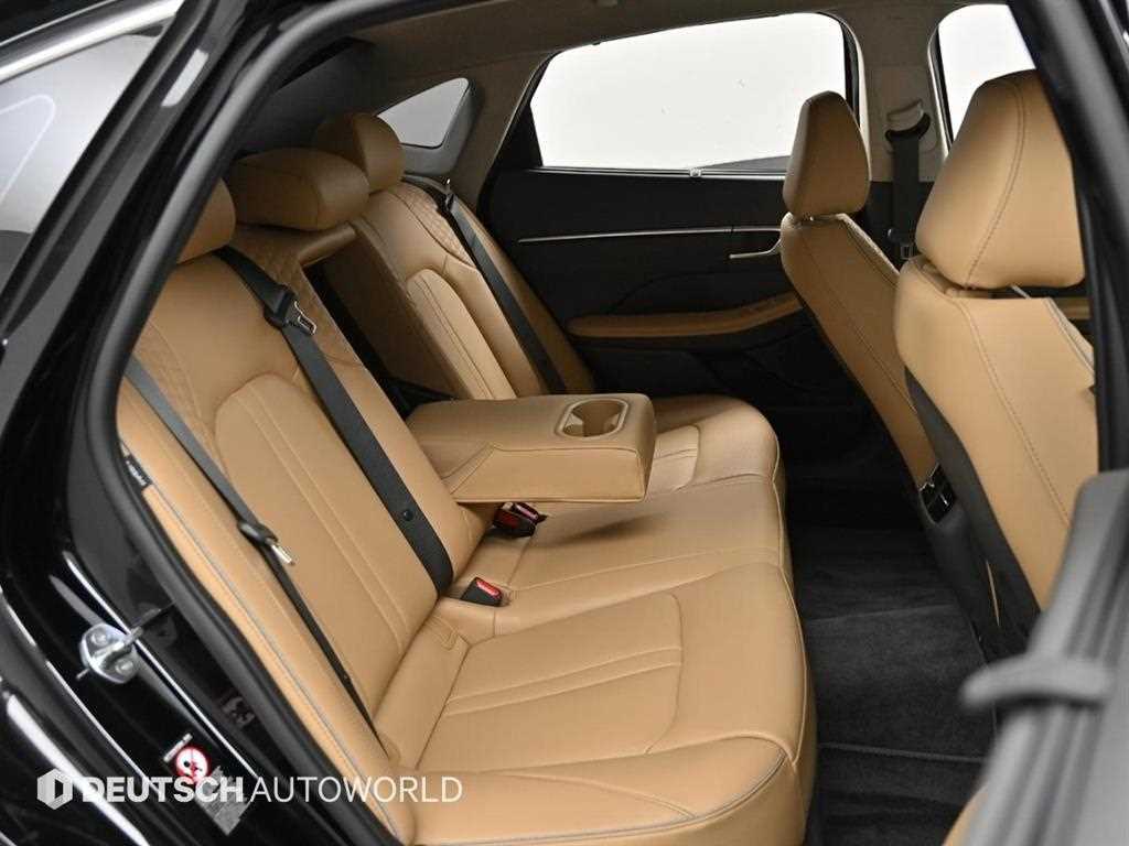 Hyundai Sonata — photo 12