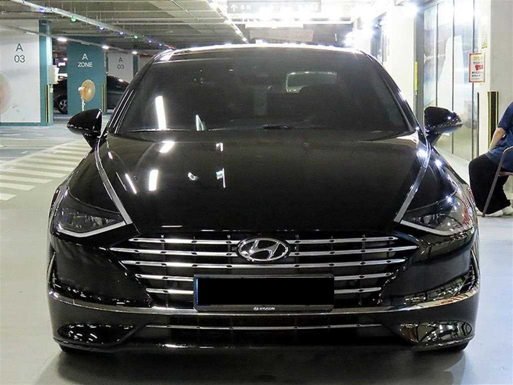 Hyundai Sonata — photo 02