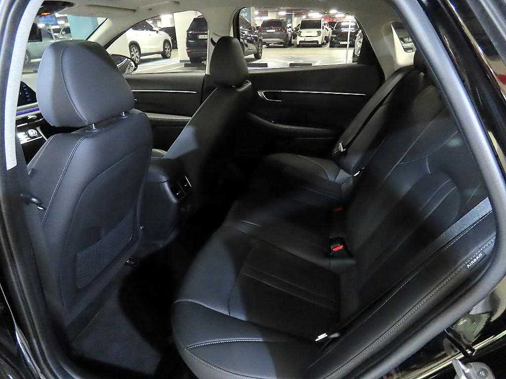 Hyundai Sonata — photo 07