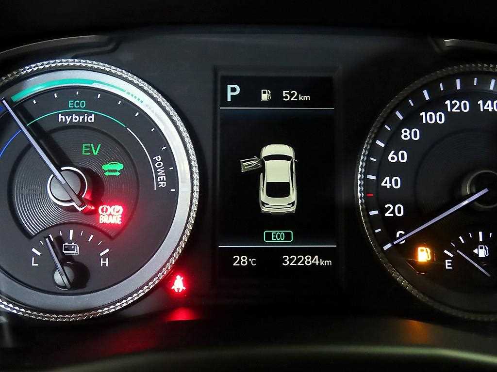 Hyundai Sonata — photo 09