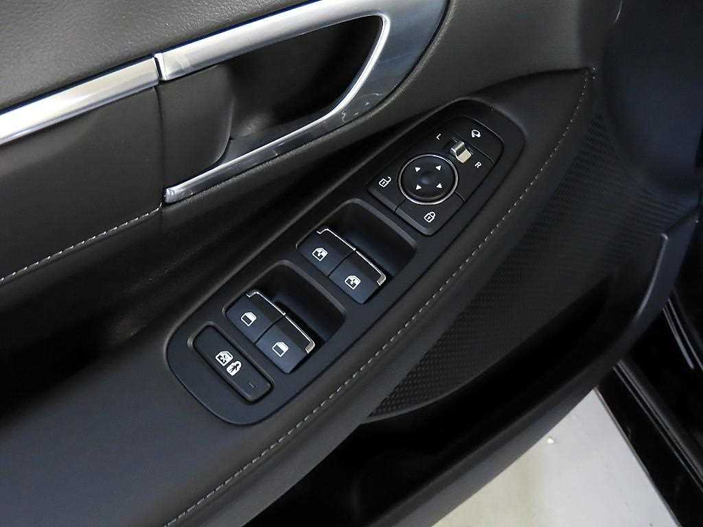 Hyundai Sonata — photo 13