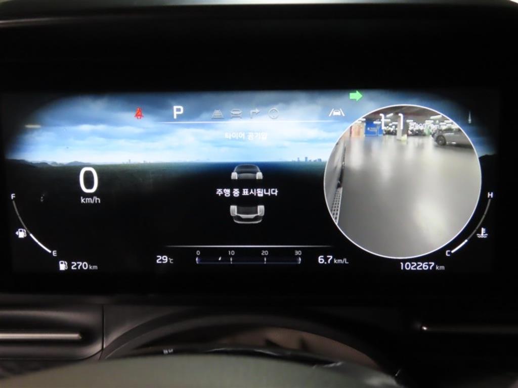 Kia Carnival — photo 05