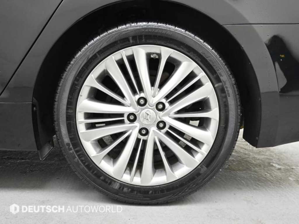Hyundai Aslan — photo 05