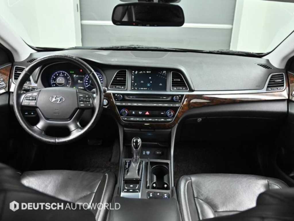 Hyundai Aslan — photo 07