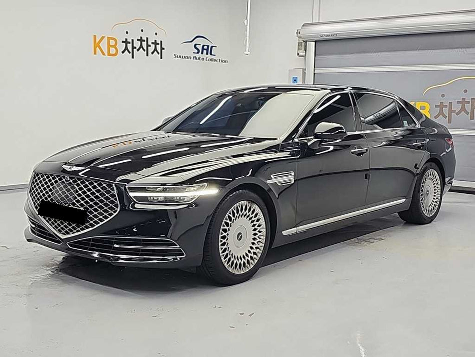 Genesis G90 — photo 01