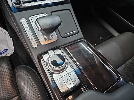 Genesis G90 — photo 08