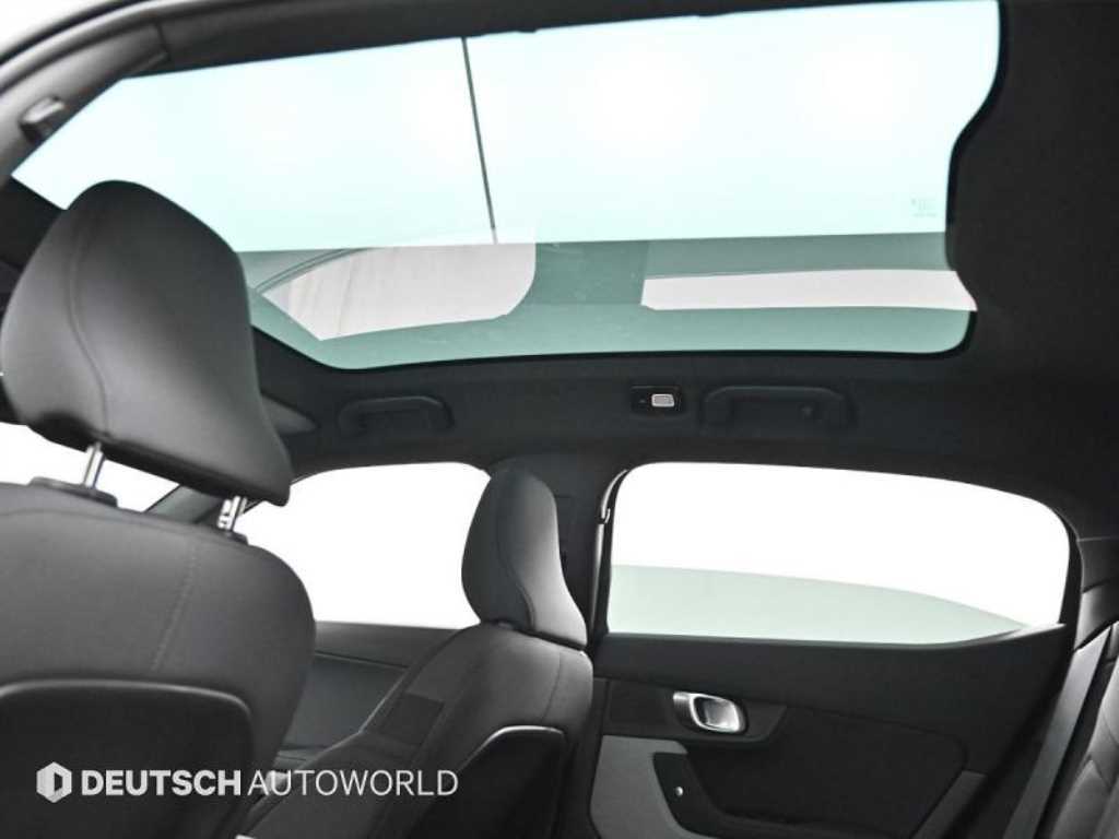 Polestar Polestar 2 — photo 08