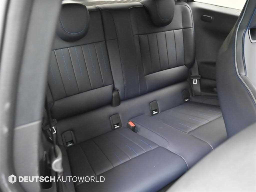 Mini Cooper — photo 12