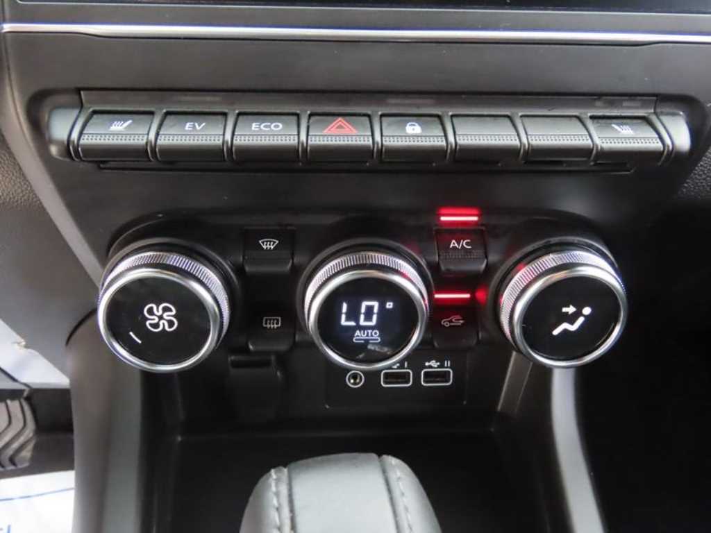 RENAULT Arkana — photo 16