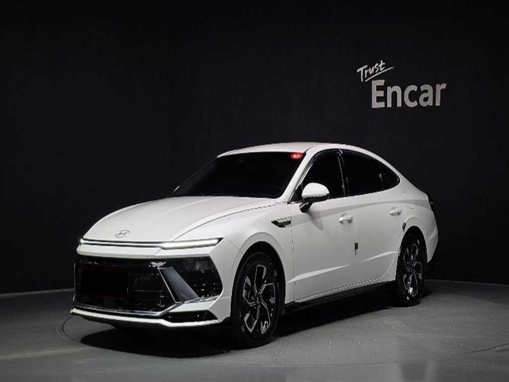 Hyundai Sonata — photo 01