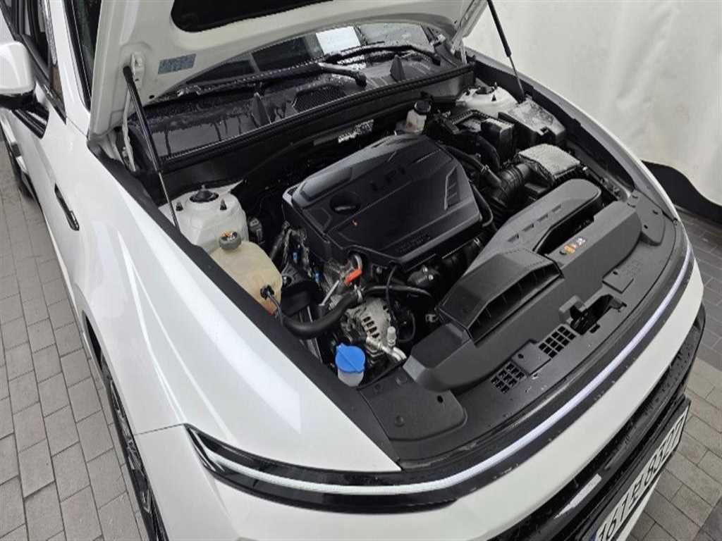 Hyundai Sonata — photo 06
