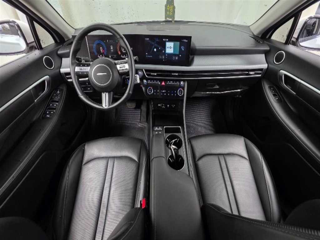 Hyundai Sonata — photo 07