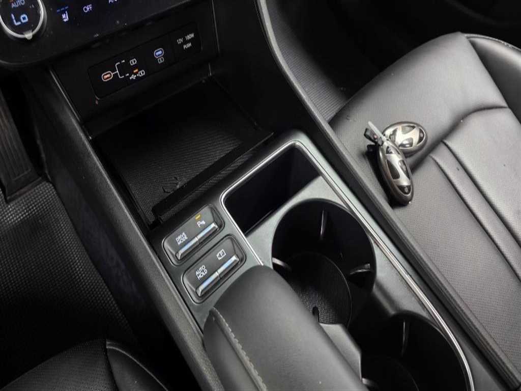 Hyundai Sonata — photo 17