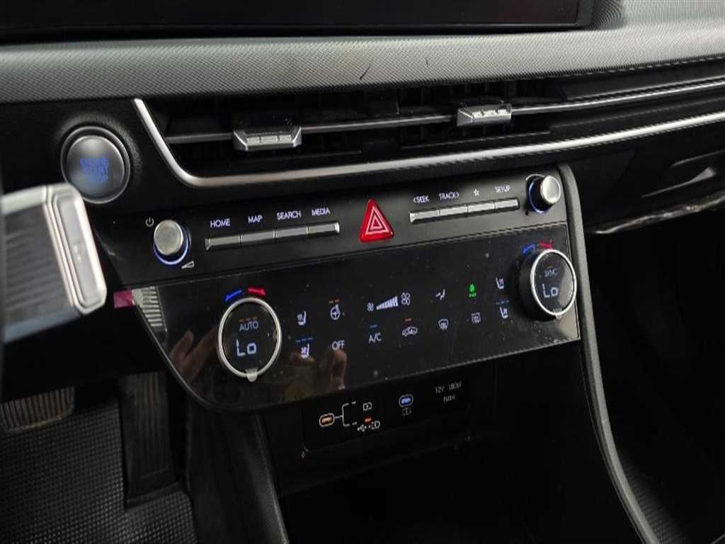 Hyundai Sonata — photo 20