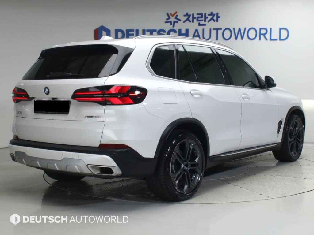 BMW X5 — photo 02
