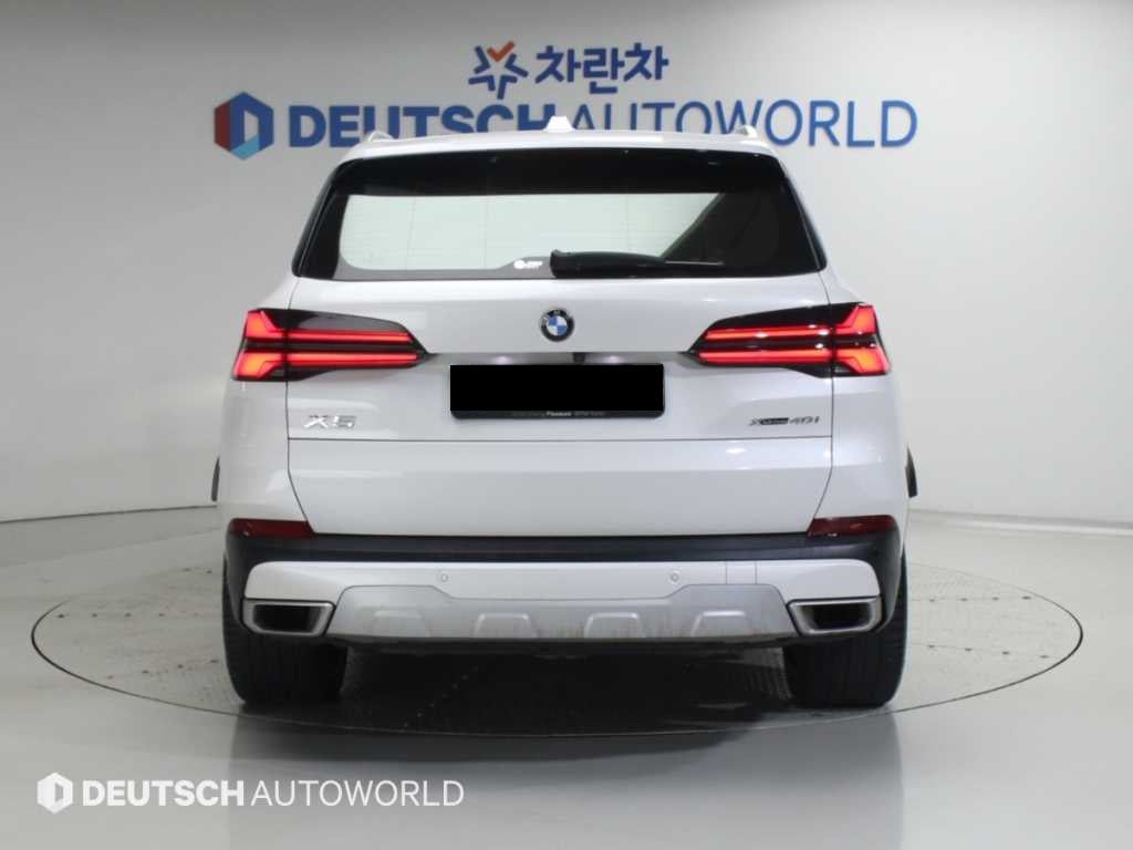 BMW X5 — photo 04
